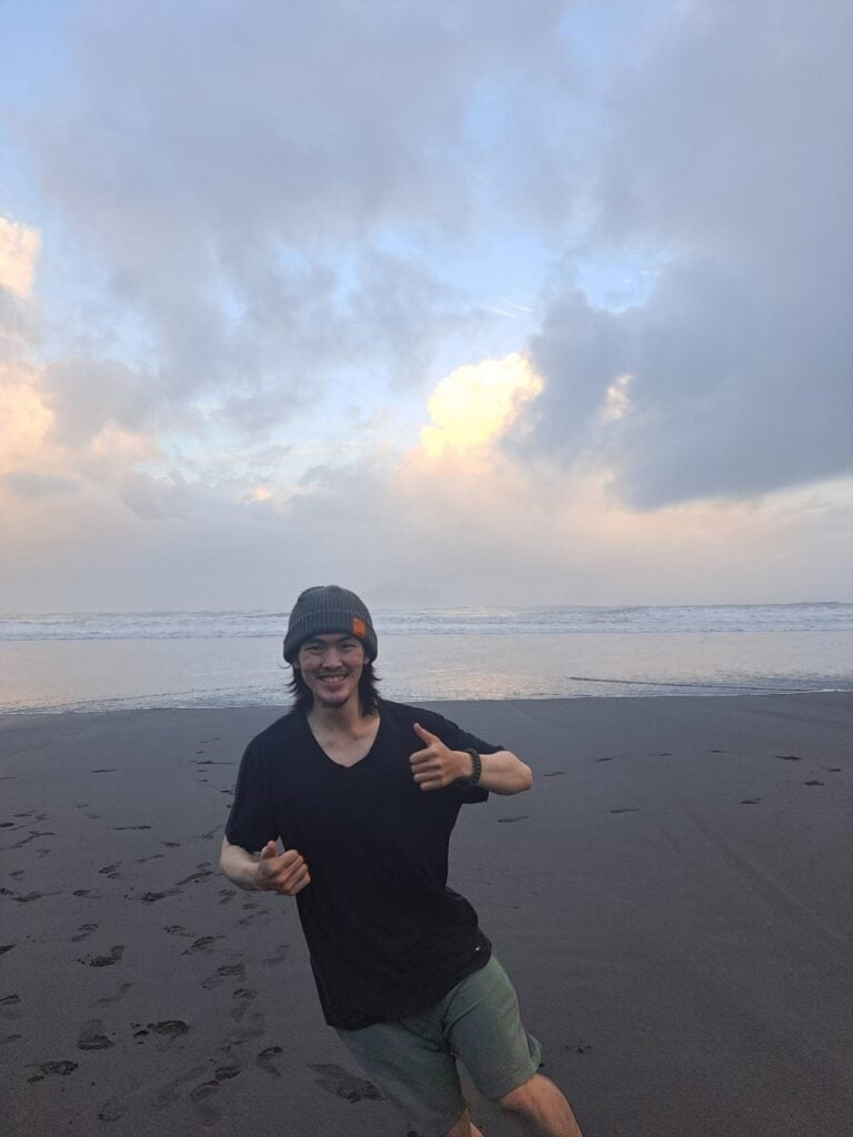 ✨賀！第18屆全國身心障礙者技能競賽，342名選手參與角逐，南應大美術系黃祖浩同學榮獲藝術類第二名6萬元獎金!